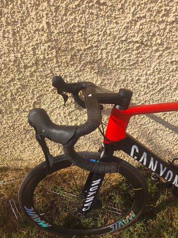Używany Canyon Aeroad CF SL 7 Disc 2023 2023 Road & Gravel — zdjęcie 13 z 16