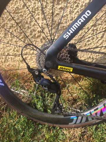 Używany Canyon Aeroad CF SL 7 Disc 2023 2023 Road & Gravel — zdjęcie 6 z 16