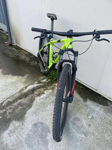 Used Trek Procaliber 9.6 2022 2022 Mountainbike, Green — image 2 of 8