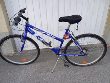 Used Maino 2015 2016 Mountainbike, Blue — image 3 of 3