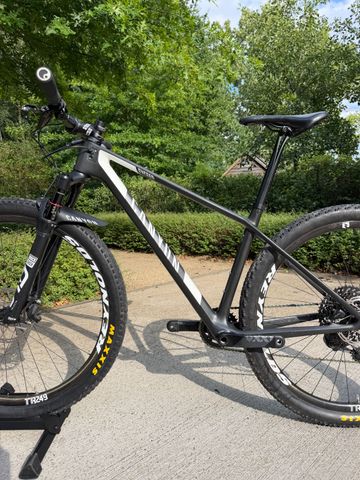Gebrauchtes Canyon CF SL 8.0 2020 Mountainbike, Schwarz — Bild 13 von 16