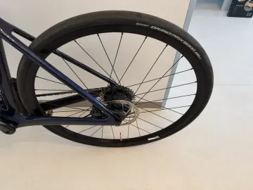 Gebrauchtes Scott Addict eRIDE 20 2022 2022 Road & Gravel, Blau — Bild 10 von 27
