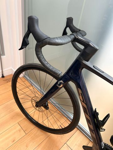 Gebrauchtes Scott Addict eRIDE 20 2022 2022 Road & Gravel, Blau — Bild 17 von 27