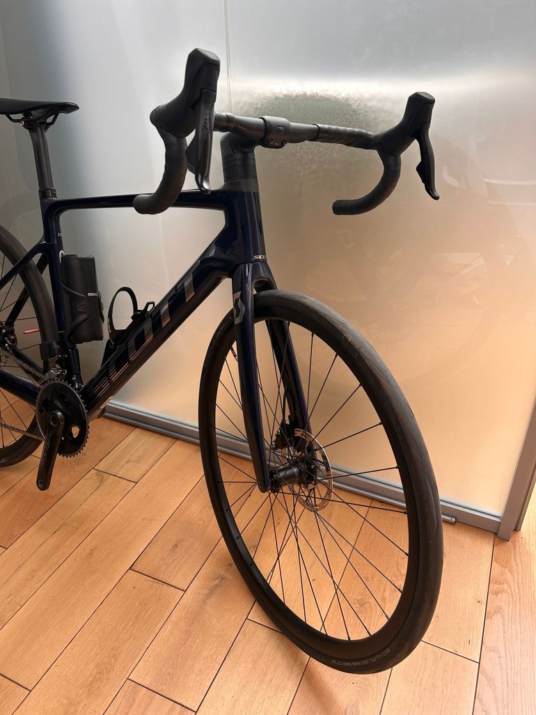 Gebrauchtes Scott Addict eRIDE 20 2022 2022 Road & Gravel, Blau — Bild 21 von 27