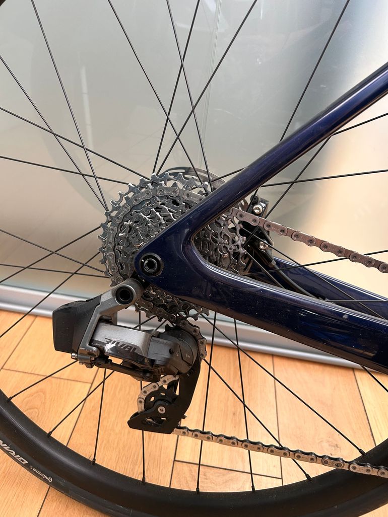 Gebrauchtes Scott Addict eRIDE 20 2022 2022 Road & Gravel, Blau — Bild 23 von 27
