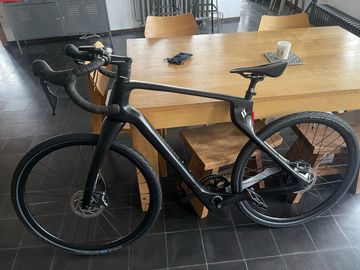 Used Superstrata Ion 2020 Road & Gravel, Black — image 2 of 3