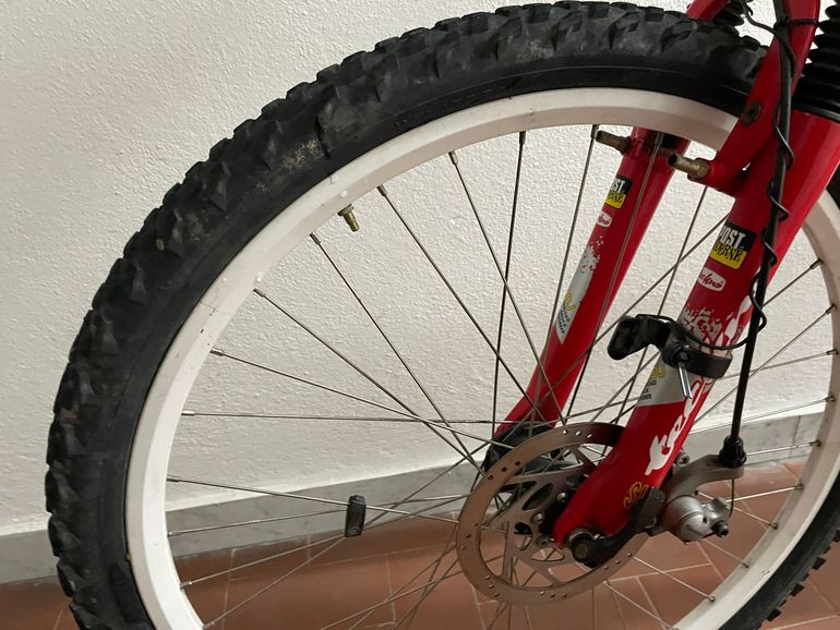 Použité SHOCKBLAZE Custom Shimano Deore 2002 Mountainbike — obrázek 12 z 21