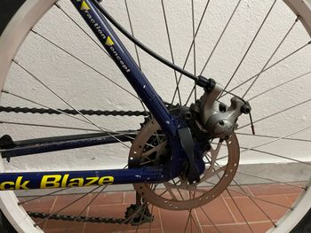 Použité SHOCKBLAZE Custom Shimano Deore 2002 Mountainbike — obrázek 21 z 21