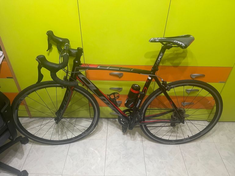 Tweedehands Olmo Custom Shimano 105 2015 Road & Gravel — afbeelding 2 van 3