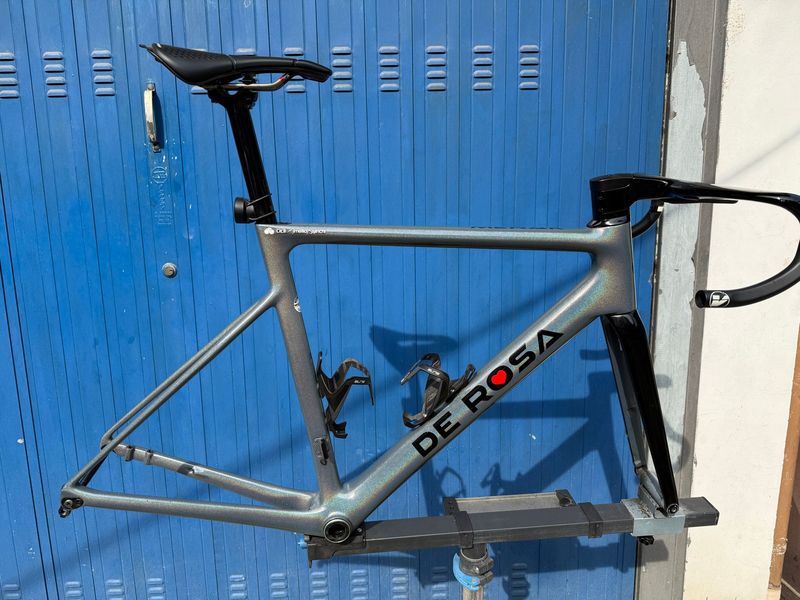 Tweedehands De Rosa Merak Ultegra Di2 Carbon 2021 Frameset 2021 Road & Gravel