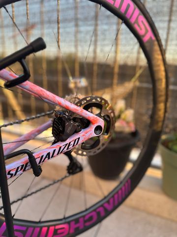 Used Specialized Tarmac Shimano Ultegra Di2 2024 Road & Gravel, Red — image 11 of 16