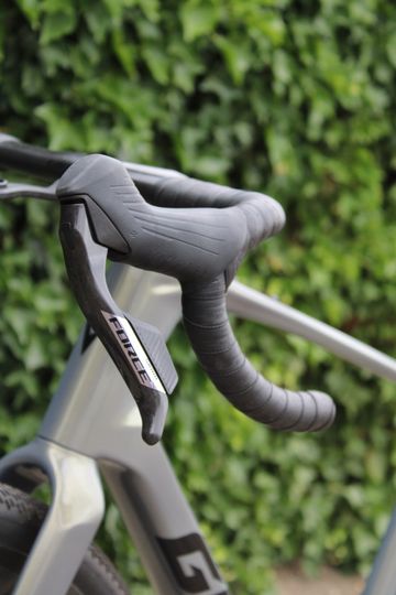 Gebrauchtes Giant Revolt Advanced Pro 0 2026 2026 Road & Gravel, Hellgrau — Bild 33 von 39