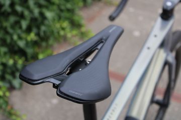Gebrauchtes Giant Revolt Advanced Pro 0 2026 2026 Road & Gravel, Hellgrau — Bild 18 von 39
