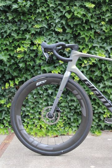 Gebrauchtes Giant Revolt Advanced Pro 0 2026 2026 Road & Gravel, Hellgrau — Bild 30 von 39