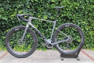 Gebrauchtes Giant Revolt Advanced Pro 0 2026 2026 Road & Gravel, Hellgrau — Bild 2 von 39