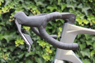 Gebrauchtes Giant Revolt Advanced Pro 0 2026 2026 Road & Gravel, Hellgrau — Bild 32 von 39