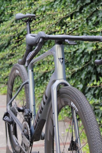 Brugt Giant Revolt Advanced Pro 0 2026 2026 Road & Gravel — billede 23 af 39