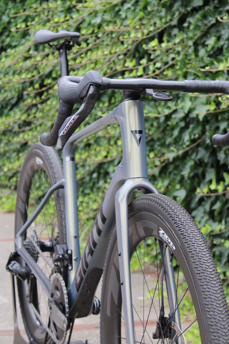 Brugt Giant Revolt Advanced Pro 0 2026 2026 Road & Gravel — billede 23 af 39
