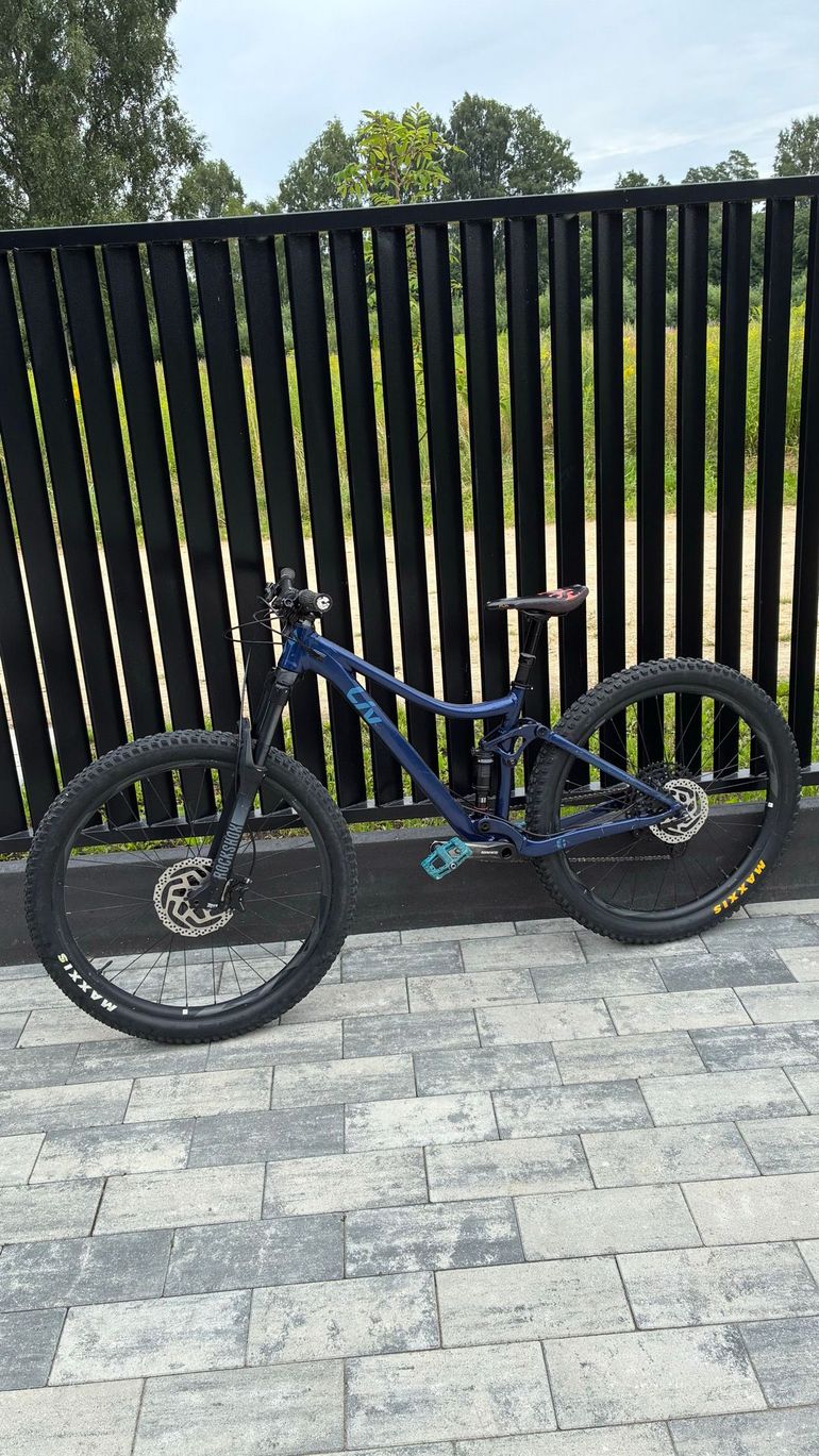Live Custom SRAM Rival eTap AXS 2019 Mountainbike de segunda mano, Azul — imagen 2 de 5