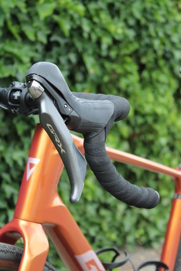 Used Giant Revolt Advanced 2 2025 2025 Road & Gravel, Orange — image 7 of 36