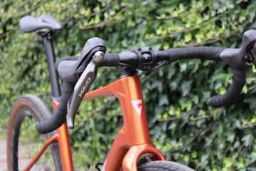 Used Giant Revolt Advanced 2 2025 2025 Road & Gravel, Orange — image 26 of 36