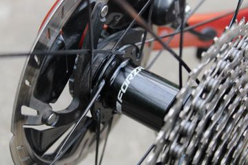 Used Giant Revolt Advanced 2 2025 2025 Road & Gravel, Orange — image 33 of 36