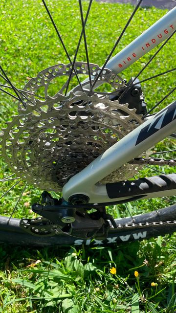Used KTM MYROON PRO 2025 2025 Mountainbike, Light Gray, 29 — image 10 of 11