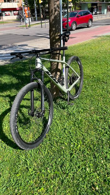 Gebrauchtes KTM MYROON PRO 2025 2025 Mountainbike, Hellgrau, 29 — Bild 2 von 11