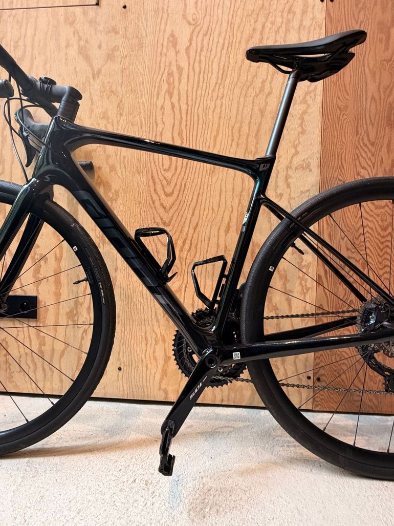 Gebrauchtes Giant Defy Advanced 1 2022 2022 Road & Gravel, Schwarz — Bild 9 von 14