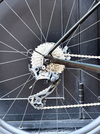 Gebrauchtes Giant Defy Advanced 1 2022 2022 Road & Gravel, Schwarz — Bild 3 von 14