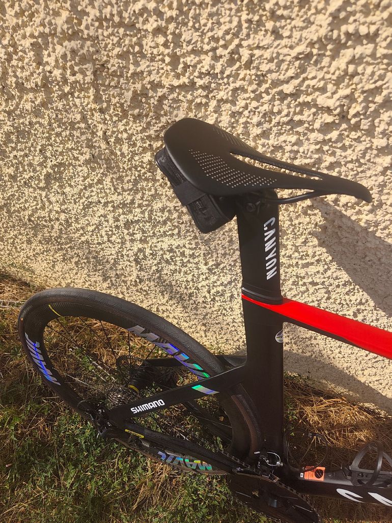 Canyon Aeroad CF SL 7 Disc 2023 Frameset 2023 Road & Gravel d'occasion — image 6 sur 16