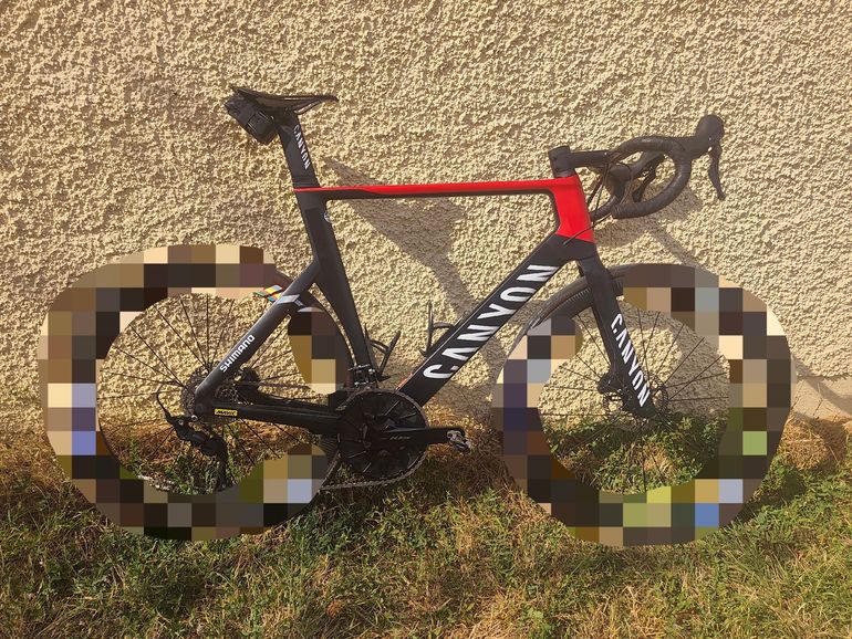 Canyon Aeroad CF SL 7 Disc 2023 Frameset 2023 Road & Gravel d'occasion — image 2 sur 16