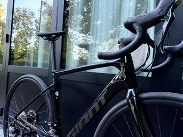Tweedehands Giant Defy Advanced 1 2022 2022 Road & Gravel — afbeelding 7 van 14