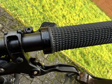 Used Santa Cruz Bronson Other SRAM 2026 Mountainbike, Black — image 7 of 8