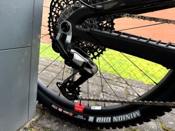Used Santa Cruz Bronson Other SRAM 2026 Mountainbike, Black — image 3 of 8