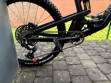 Used Santa Cruz Bronson Other SRAM 2026 Mountainbike, Black — image 2 of 8