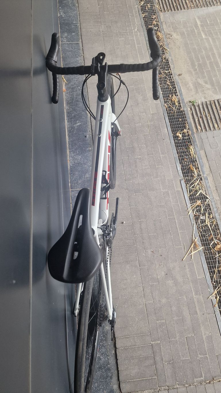Brugt Trek Domane AL 3 Disc 2022 2022 Road & Gravel — billede 2 af 11