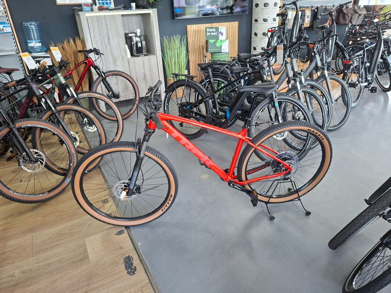 Used Trek Marlin 6 Gen 3 2026 2026 MTB
