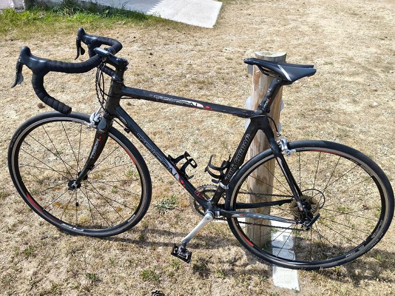 Gebrauchtes Trigon Custom Campagnolo Chorus 2010 Road & Gravel, Schwarz — Bild 2 von 3