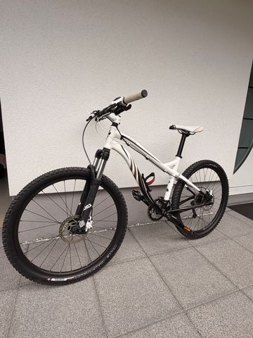 Brugt Specialized Myka Expert Disc 2010 2010 Mountainbike — billede 2 af 8