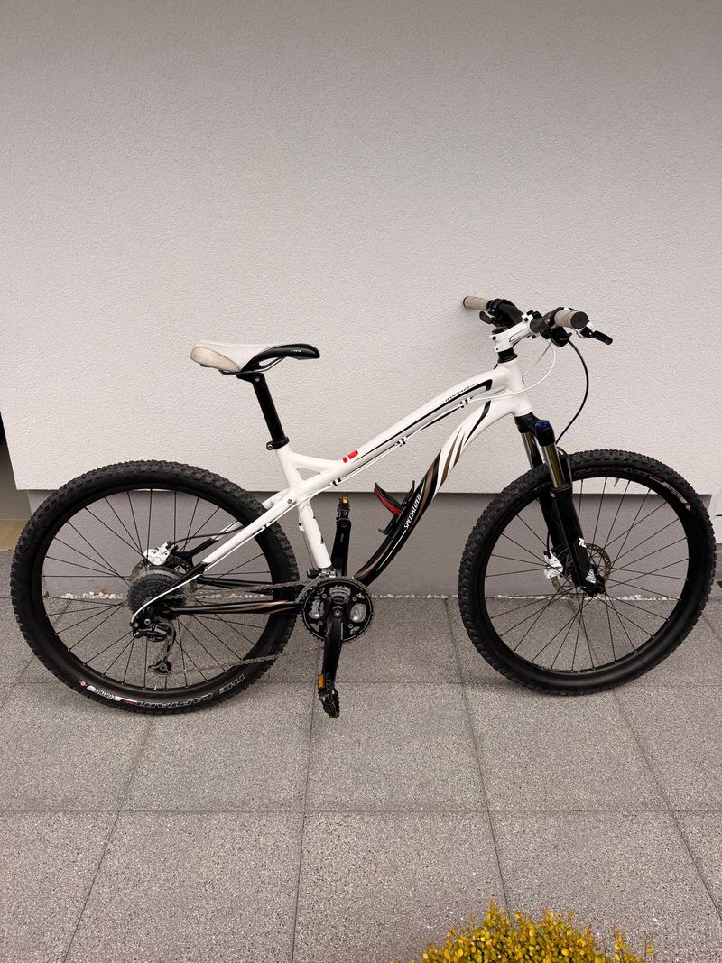 Brugt Specialized Myka Expert Disc 2010 2010 MTB