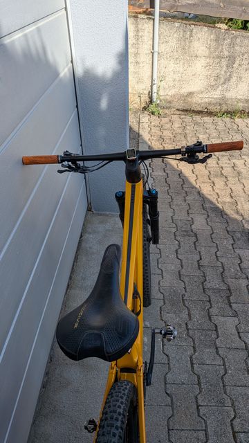 Used Scott Spark 930 2022 2022 Mountainbike, Orange, 29 — image 5 of 5