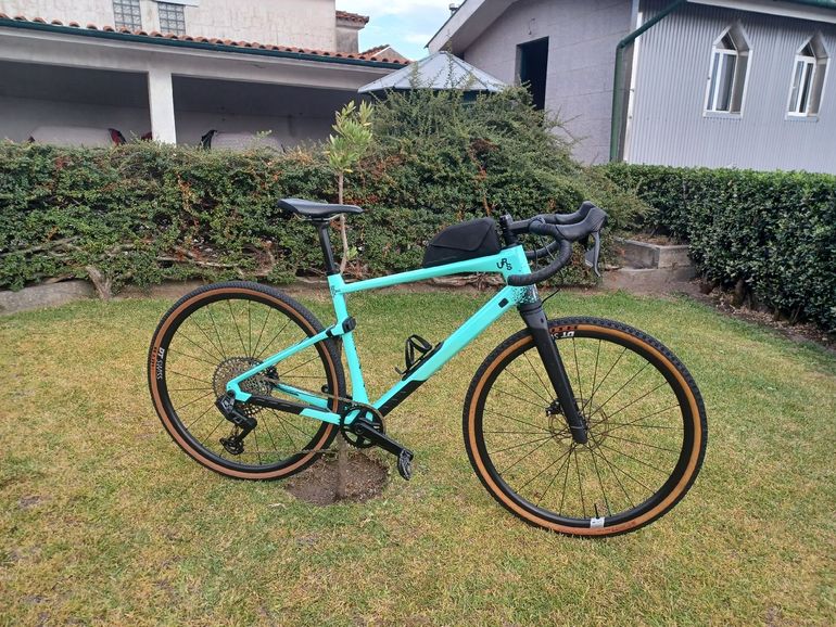 Używany BMC URS 01 LT TWO 2024 2024 Road & Gravel — zdjęcie 44 z 48