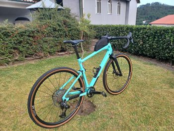 Używany BMC URS 01 LT TWO 2024 2024 Road & Gravel — zdjęcie 15 z 48