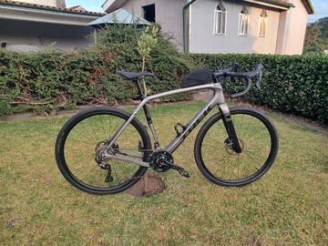 Used Trek Checkpoint SL 5 2022 2022 Road & Gravel, Light Gray — image 1 of 31