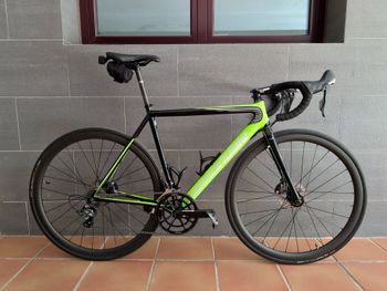 Použité Cannondale SuperSix EVO Hi-MOD Disc Team 2018 2018 Road & Gravel