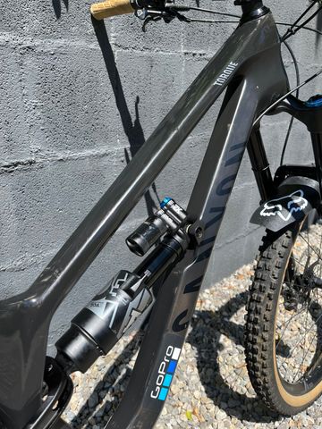 Gebrauchtes Canyon Torque CF 8.0 2020 2020 Mountainbike, Schwarz, 27.5 — Bild 3 von 13