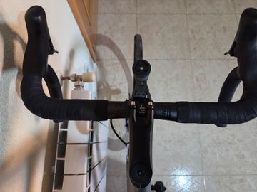 Gebrauchtes Giant Defy Advanced Pro 1 2022 2022 Road & Gravel, Hellgrau — Bild 15 von 15