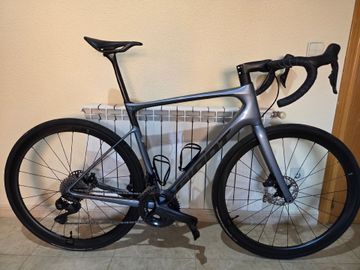 Gebrauchtes Giant Defy Advanced Pro 1 2022 2022 Road & Gravel, Hellgrau — Bild 13 von 15