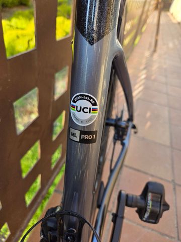 Gebrauchtes Giant Defy Advanced Pro 1 2022 2022 Road & Gravel, Hellgrau — Bild 7 von 15